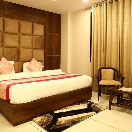 Hotel Kush Ganga - 50 Meter From Har Ki Pauri, Харидвар Экстерьер фото