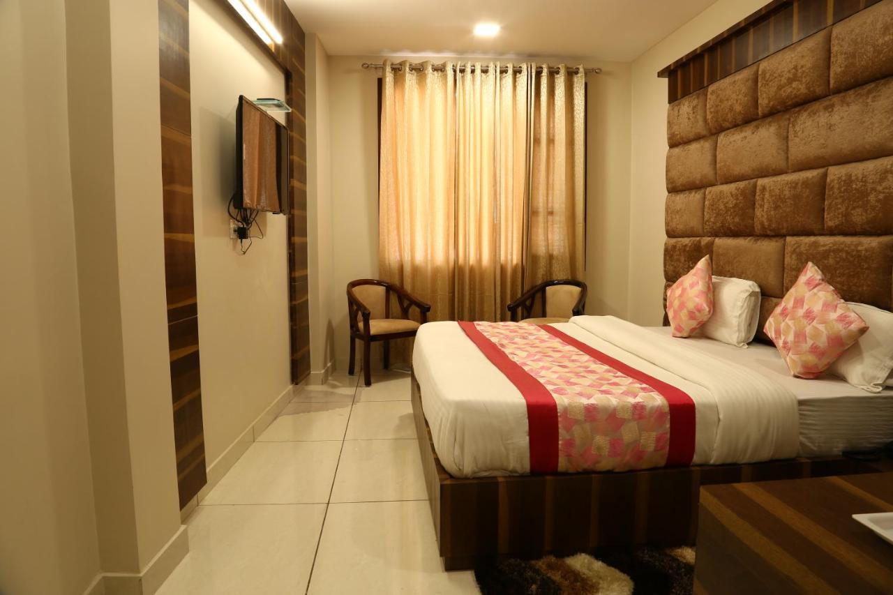 Hotel Kush Ganga - 50 Meter From Har Ki Pauri, Харидвар Экстерьер фото