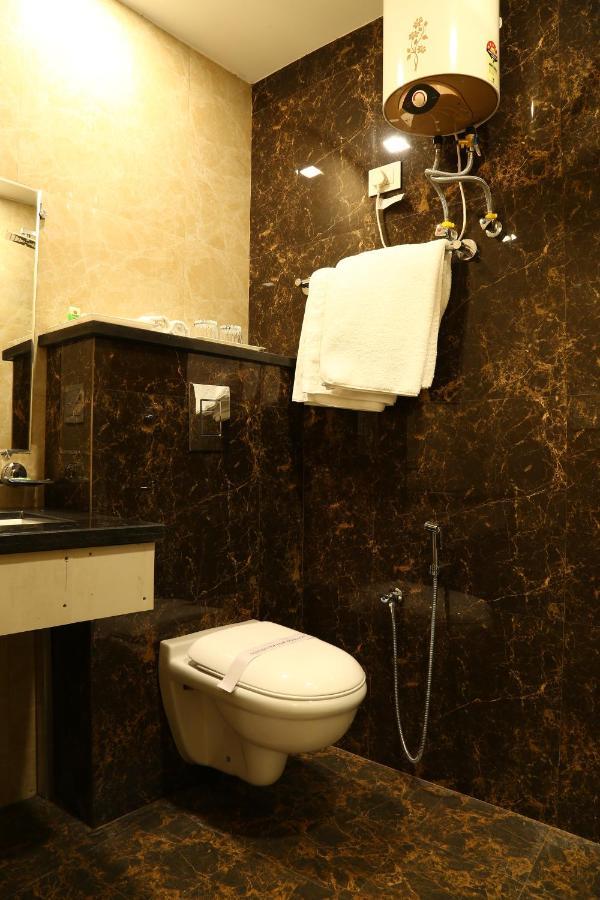 Hotel Kush Ganga - 50 Meter From Har Ki Pauri, Харидвар Экстерьер фото