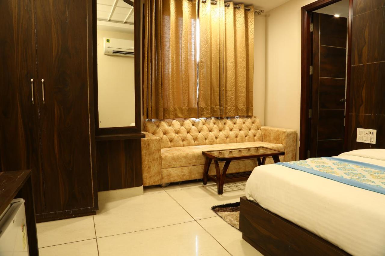 Hotel Kush Ganga - 50 Meter From Har Ki Pauri, Харидвар Экстерьер фото