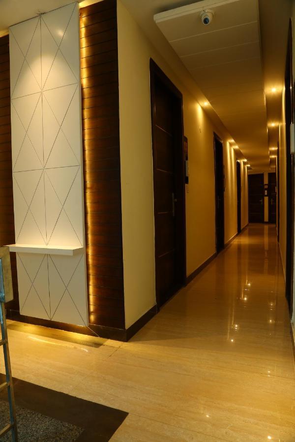 Hotel Kush Ganga - 50 Meter From Har Ki Pauri, Харидвар Экстерьер фото